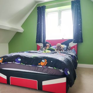 Paula Wathen Female Painter & decorator — Photos 3