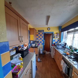 Paula Wathen Female Painter & decorator — Photos 5